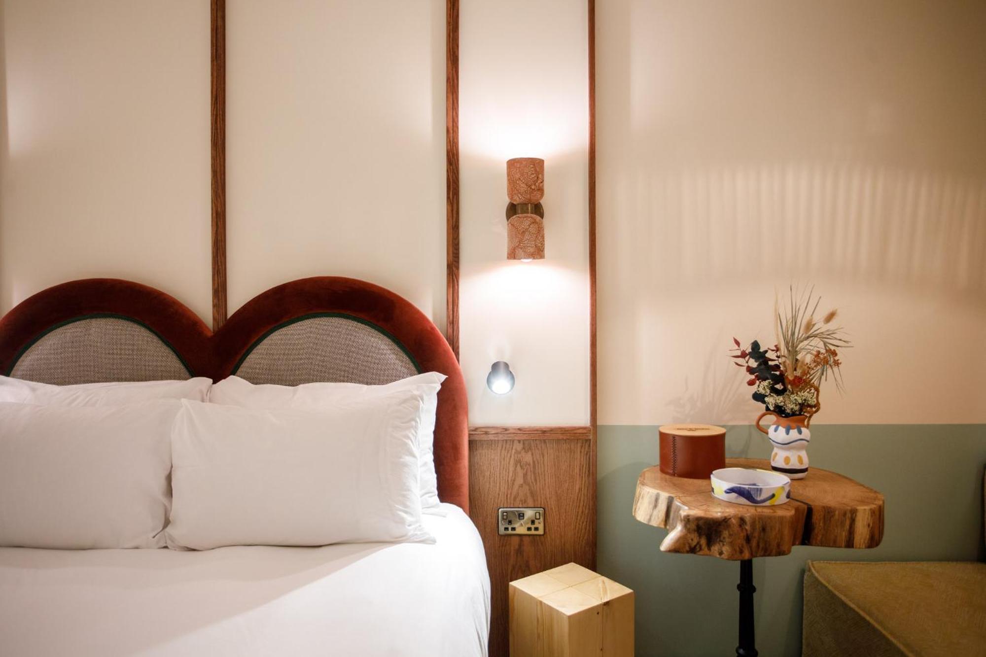 Room2 Hometel Hotel 4*